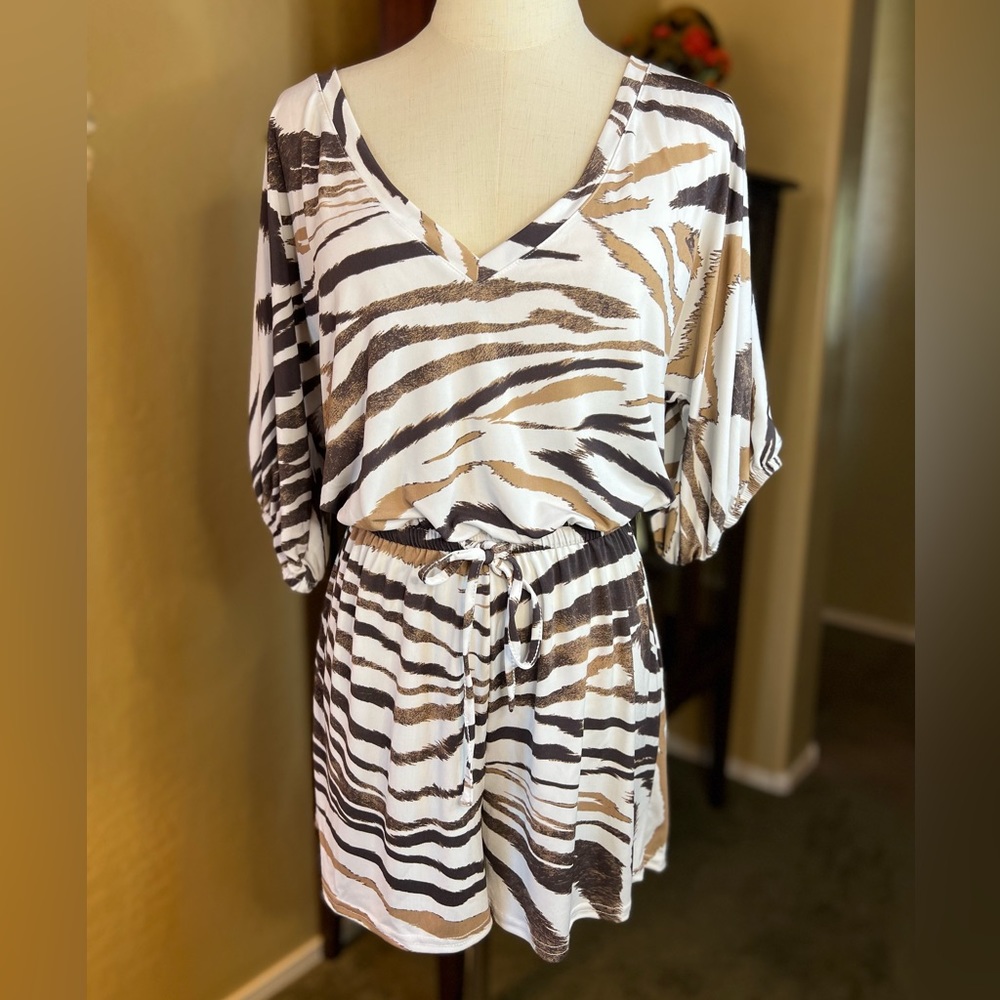 VENUS Brown and Tan Jumpsuit Wide-Leg Design